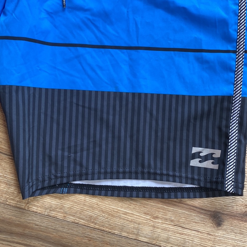 Billabong Platinum Stripe boardshorts - Picture 4 of 12